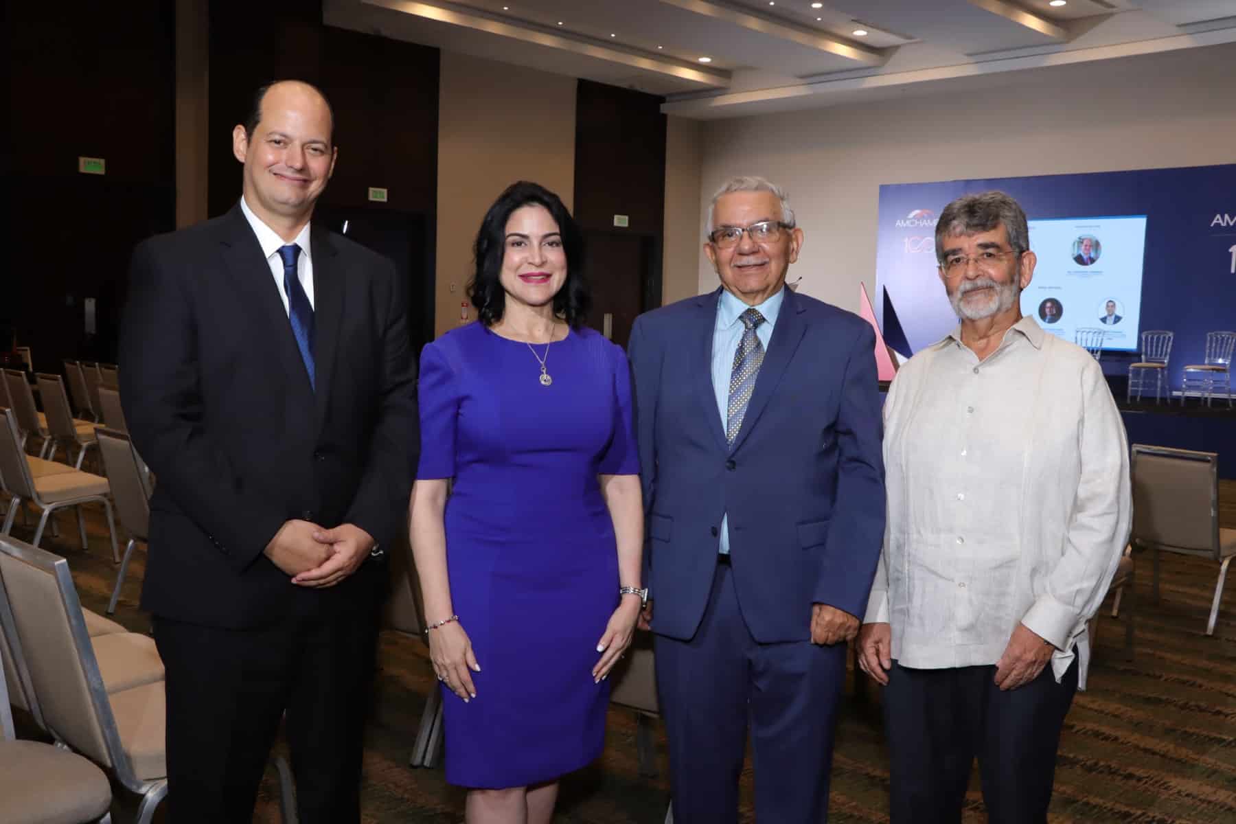 Expertos debaten sobre los retos y oportunidades de la puesta en marcha de la atención primaria en la República Dominicana