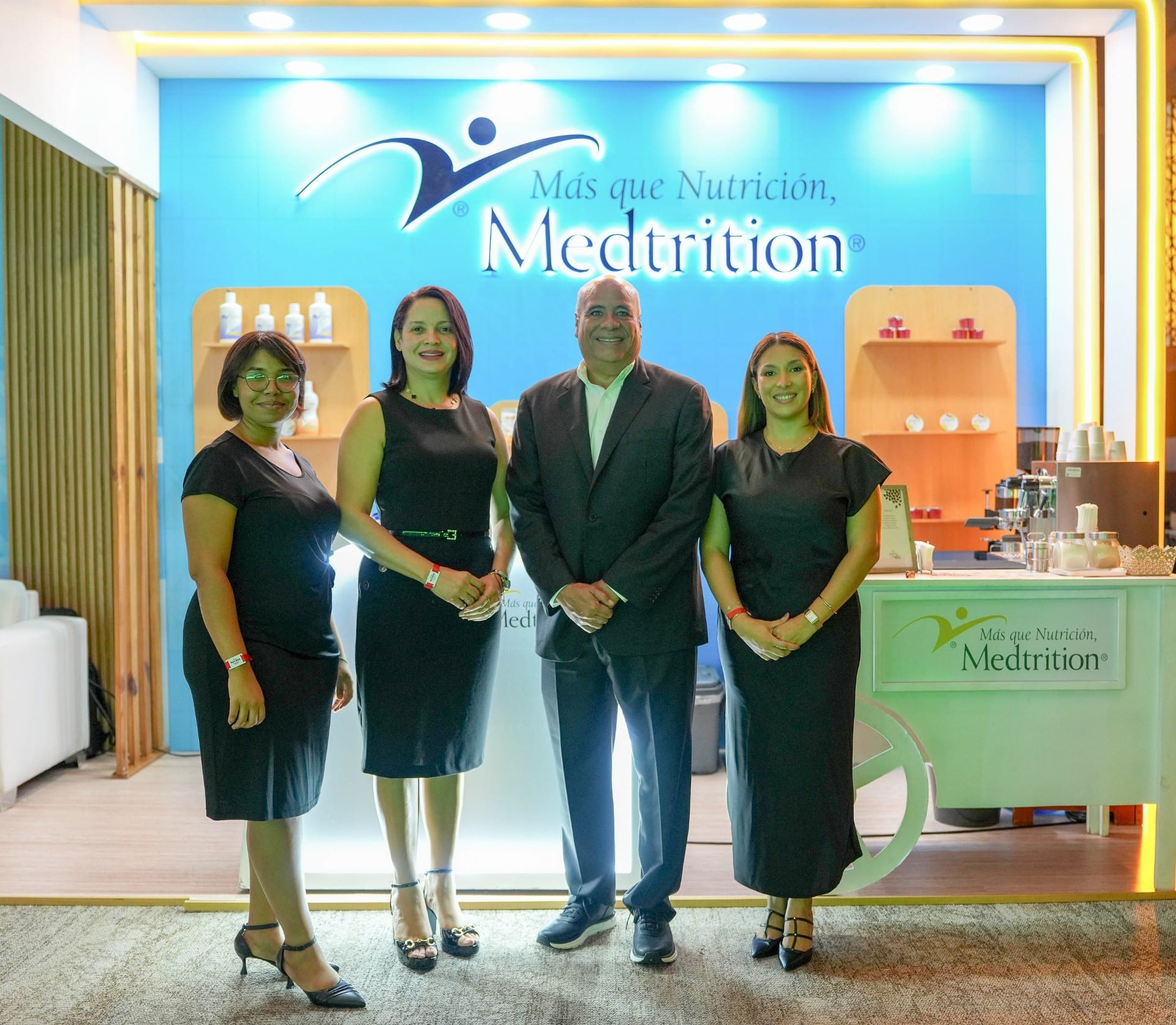 Macrotech lanza innovadoras líneas de suplementos nutricionales Medtrition y Vegenat, fortaleciendo su liderazgo en República Dominicana