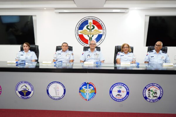 Mayor General Piloto Souffront Tamayo encabeza traspaso de mando en la Base Aérea Puerto Plata